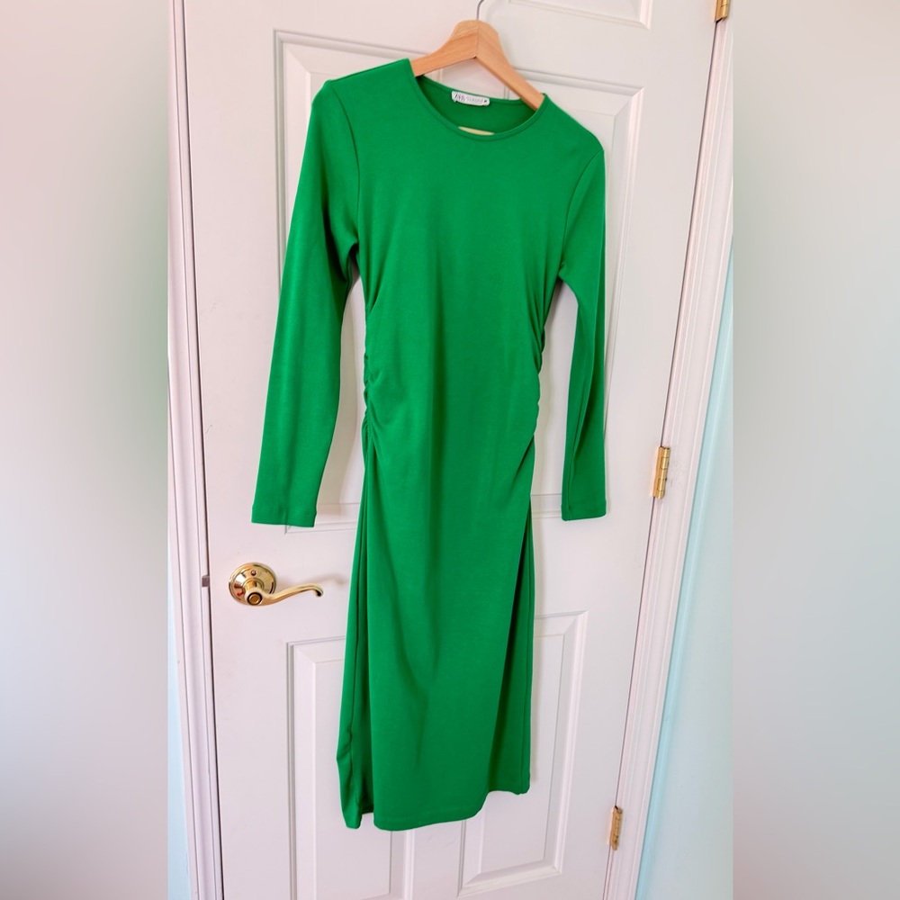 🍀ZARA Medium "Lucky Green Dress ”NWOT